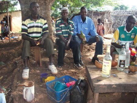 Vente du vin de palme  le lieu appelé SOUS KANHIBO remarque PIRRE débo  en chapeau au centre